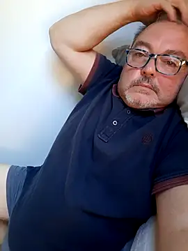 bluangelo online show from November 14, 1:59 pm