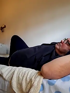 bluangelo online show from March 19, 1:29 pm