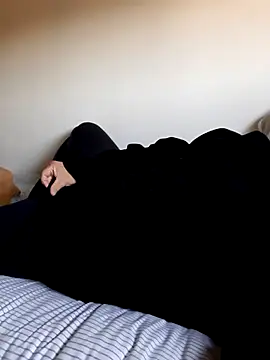 bluangelo online show from December 2, 1:46 pm