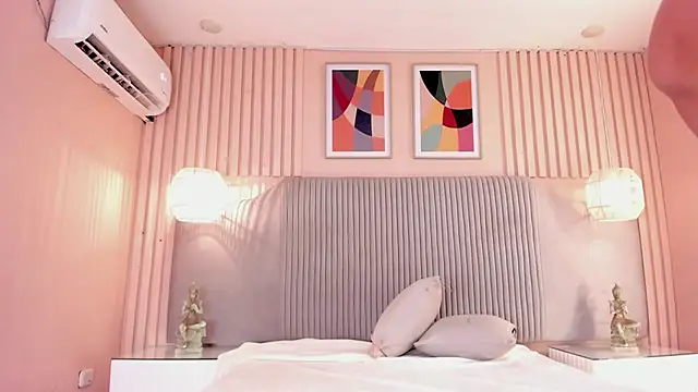 samyriverss online show from September 23, 3:02 am