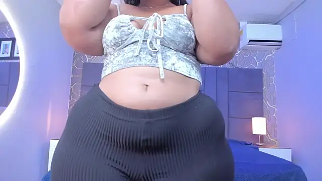 samyriverss online show from March 2, 3:45 am