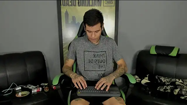 jamesinked  online show from February 25, 5:19 pm