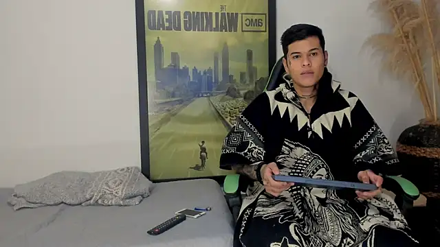 jamesinked  online show from January 9, 6:37 pm