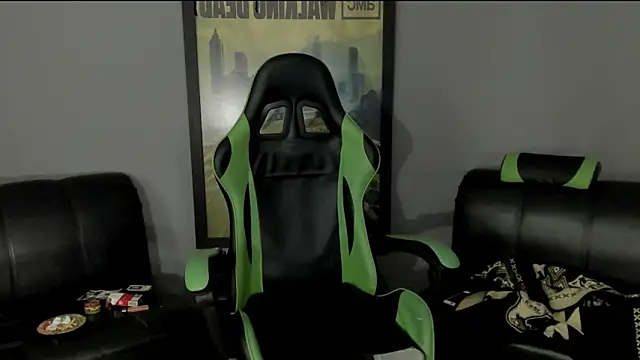 jamesinked  online show from February 25, 8:21 pm