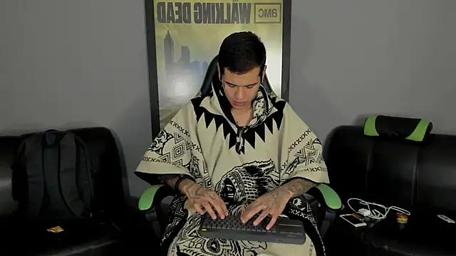 jamesinked  online show from February 20, 10:48 pm