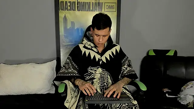 jamesinked  online show from March 19, 3:52 am