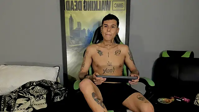 jamesinked  online show from March 16, 2:10 am