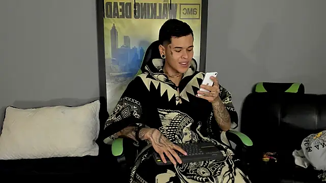 jamesinked  online show from March 19, 12:48 am