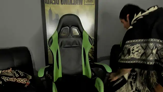 jamesinked  online show from March 7, 3:40 am