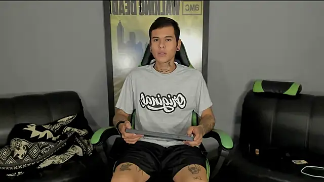 jamesinked  online show from February 28, 5:26 pm