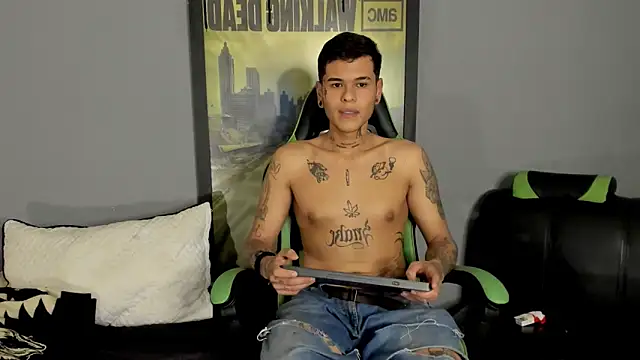 jamesinked  online show from March 21, 10:28 pm