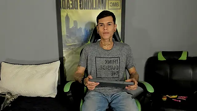 jamesinked  online show from March 23, 2:04 am