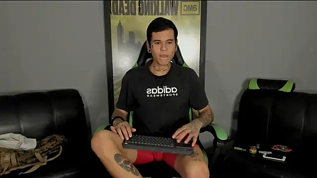 jamesinked  online show from March 4, 7:41 am