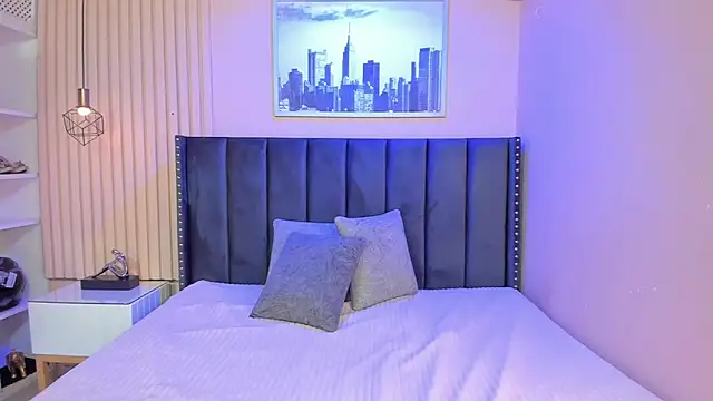 Snapshot of viiolett_lee chatting on November 7, 9:41 pm viiolett lee online show from November 7, 9:41 pm