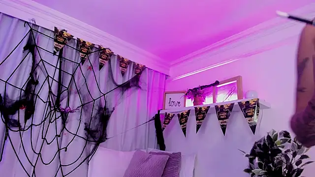 susyy7 online show from October 30, 7:33 pm