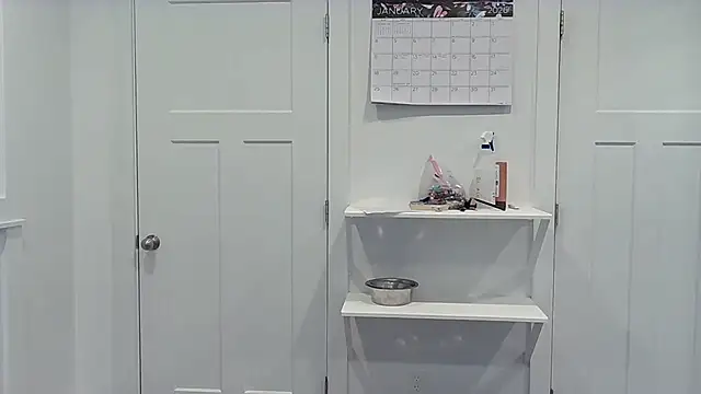 Snapshot of CherryWilde chatting on February 2, 5:34 pm CherryWilde online show from February 2, 5:34 pm