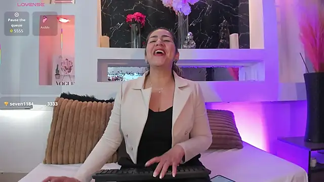 Cinthya mjs online show from May 1, 12:21 pm