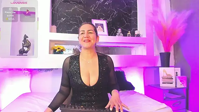 Cinthya mjs online show from February 17, 1:08 pm