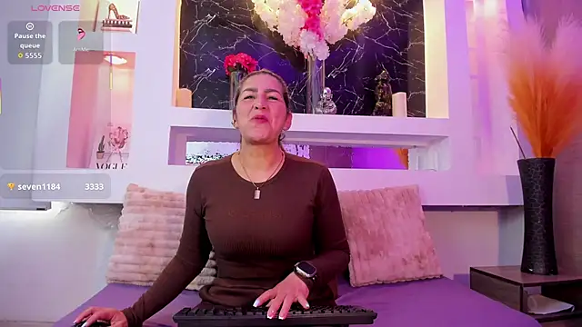 Cinthya mjs online show from June 13, 12:03 pm