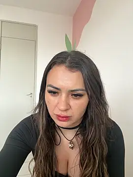 Snapshot of carol_amorim chatting on September 25, 6:03 pm carol amorim online show from September 25, 6:03 pm