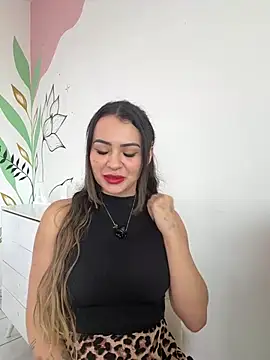 Snapshot of carol_amorim chatting on May 21, 5:10 pm carol amorim online show from May 21, 5:10 pm