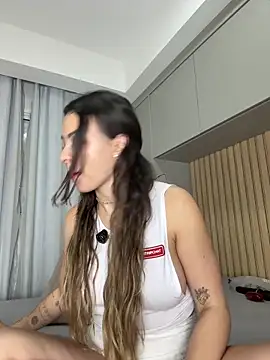 Snapshot of carol_amorim chatting on May 22, 6:06 pm carol amorim online show from May 22, 6:06 pm