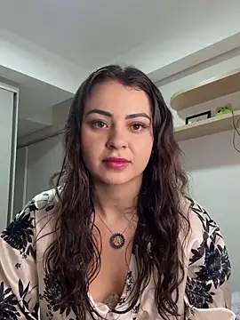 Snapshot of carol_amorim chatting on December 3, 6:33 pm carol amorim online show from December 3, 6:33 pm