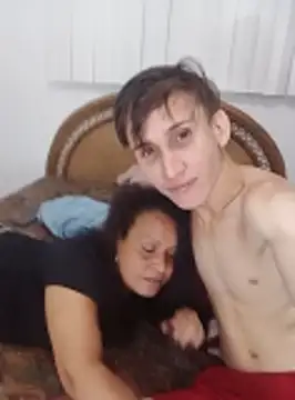 Snapshot of Milfvalesk chatting on October 25, 3:49 am Milfvalesk online show from October 25, 3:49 am