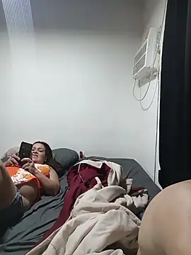 Milfvalesk online show from June 14, 8:43 pm
