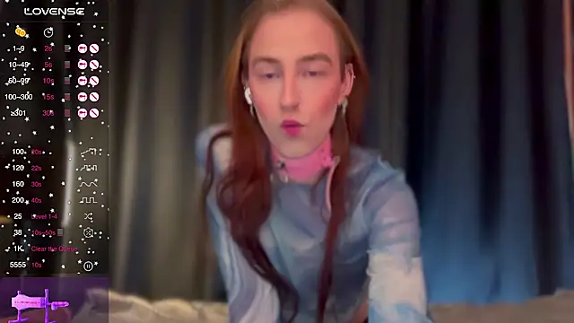 Avril Pearly  online show from December 5, 12:37 pm