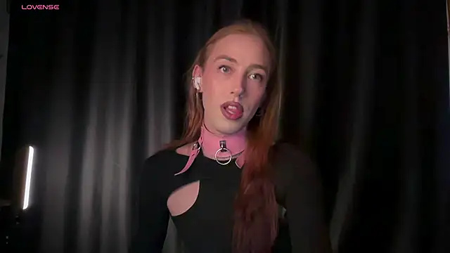Avril Pearly  online show from July 17, 11:18 am