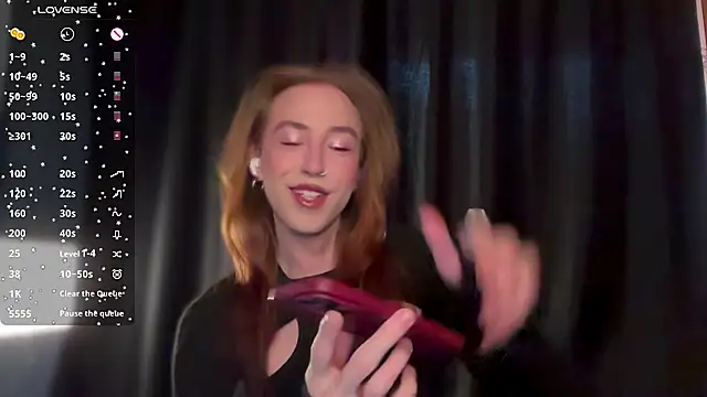 Avril Pearly  online show from April 10, 11:06 am