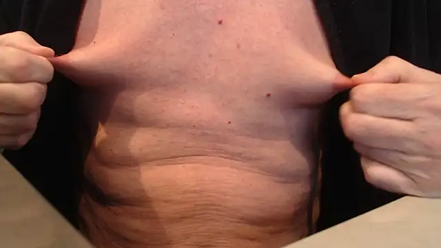 Snapshot of Toy-Daddy chatting on January 23, 1:35 pm Toy-Daddy online show from January 23, 1:35 pm