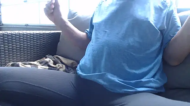Snapshot of Toy-Daddy chatting on September 25, 4:24 pm Toy-Daddy online show from September 25, 4:24 pm
