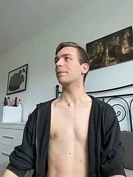 nickdtr online show from May 20, 12:24 pm
