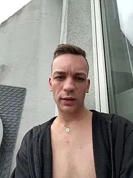 nickdtr online show from May 22, 12:03 pm