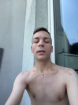 nickdtr online show from May 26, 12:58 pm