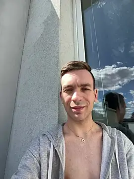 nickdtr online show from April 26, 9:50 am