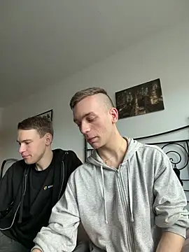 nickdtr online show from April 1, 1:23 pm