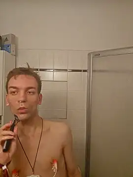 nickdtr online show from October 7, 8:04 am