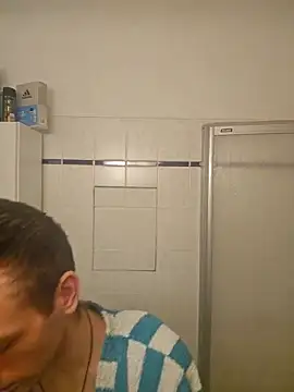 Snapshot of nickdtr chatting on January 16, 6:23 pm nickdtr online show from January 16, 6:23 pm