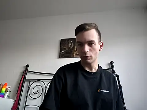 Snapshot of nickdtr chatting on February 25, 2:39 pm nickdtr online show from February 25, 2:39 pm