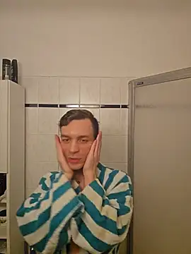 nickdtr online show from March 6, 7:53 pm