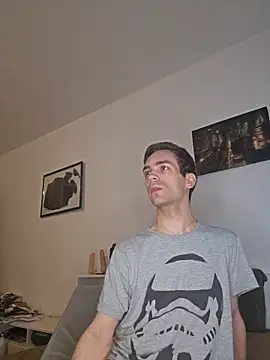 Snapshot of nickdtr chatting on October 22, 4:06 pm nickdtr online show from October 22, 4:06 pm