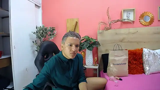 aslyhernandez 7 online show from March 28, 11:55 am