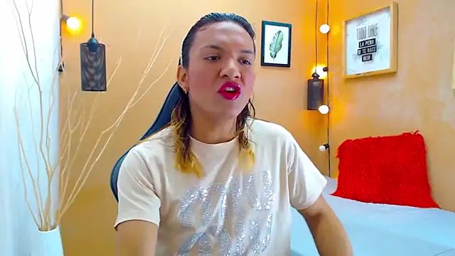 aslyhernandez 7 online show from September 20, 12:21 pm