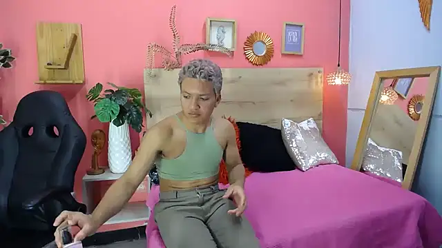 aslyhernandez 7 online show from April 4, 10:11 am