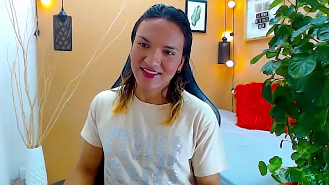 aslyhernandez 7 online show from September 11, 12:05 pm