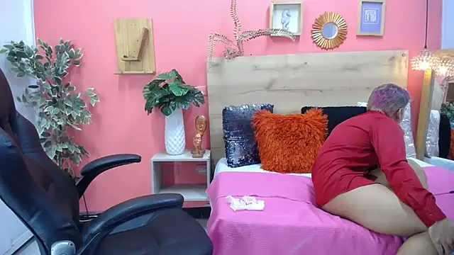 aslyhernandez 7 online show from March 24, 12:05 pm