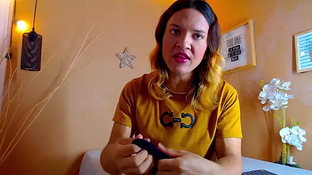 aslyhernandez 7 online show from September 22, 12:44 pm